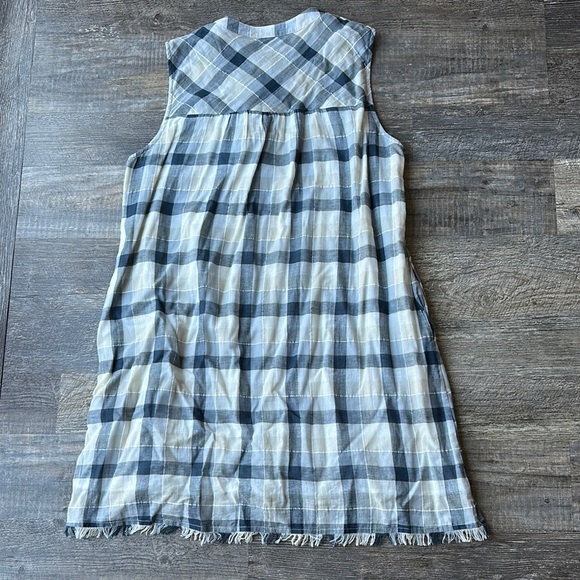 Sleeveless Plaid Dress in Blue and Off White - Picture 3 of 5